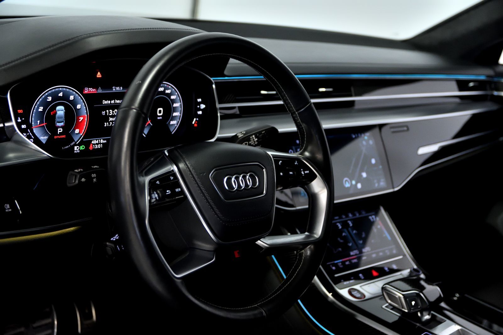 2021 Audi S8 in St-Bruno, Quebec