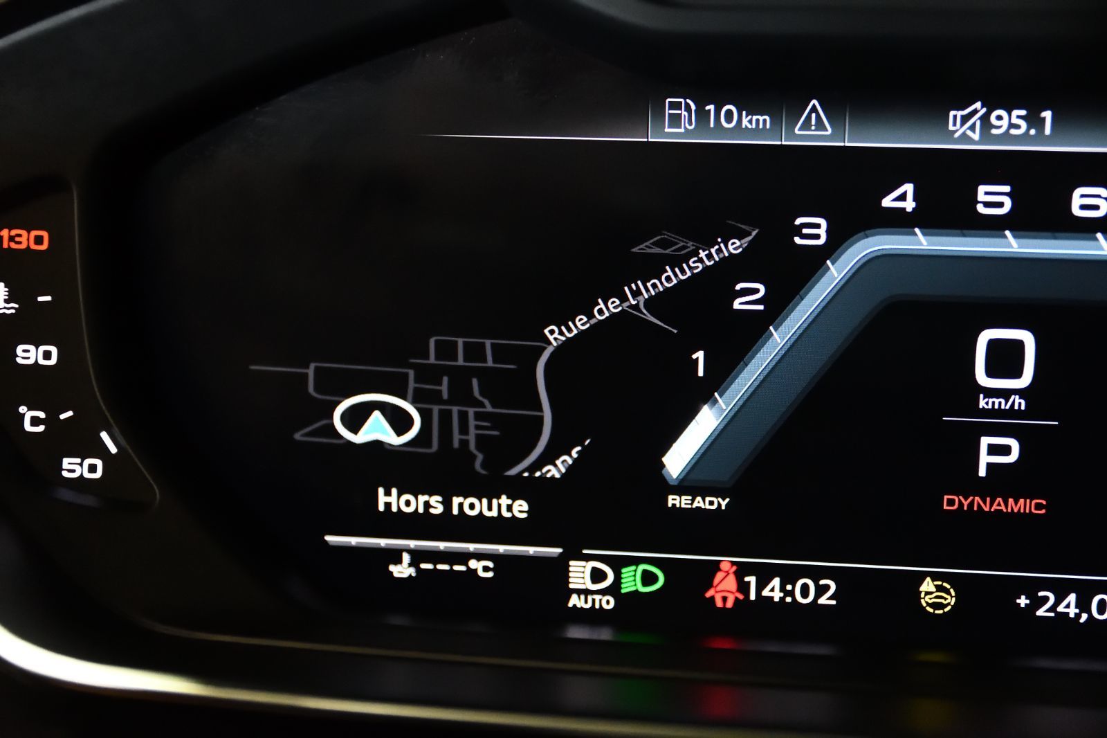 2021 Audi S8 in St-Bruno, Quebec