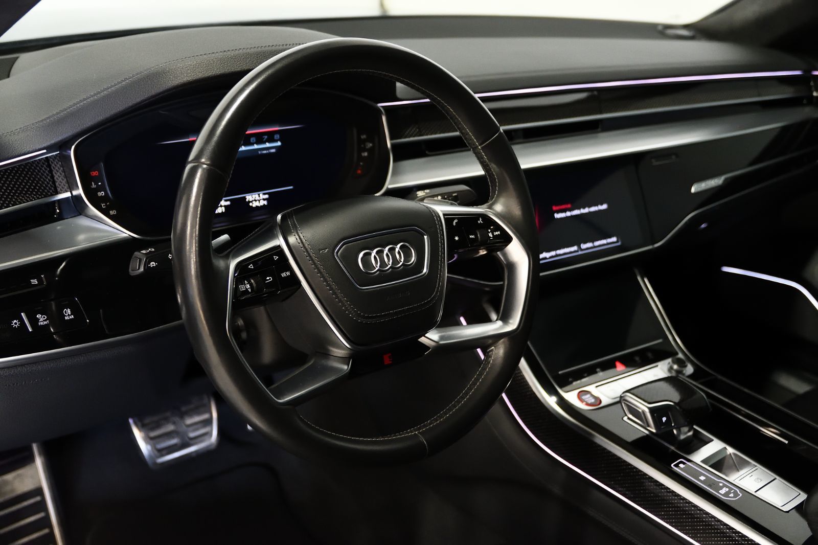 2021 Audi S8 in St-Bruno, Quebec