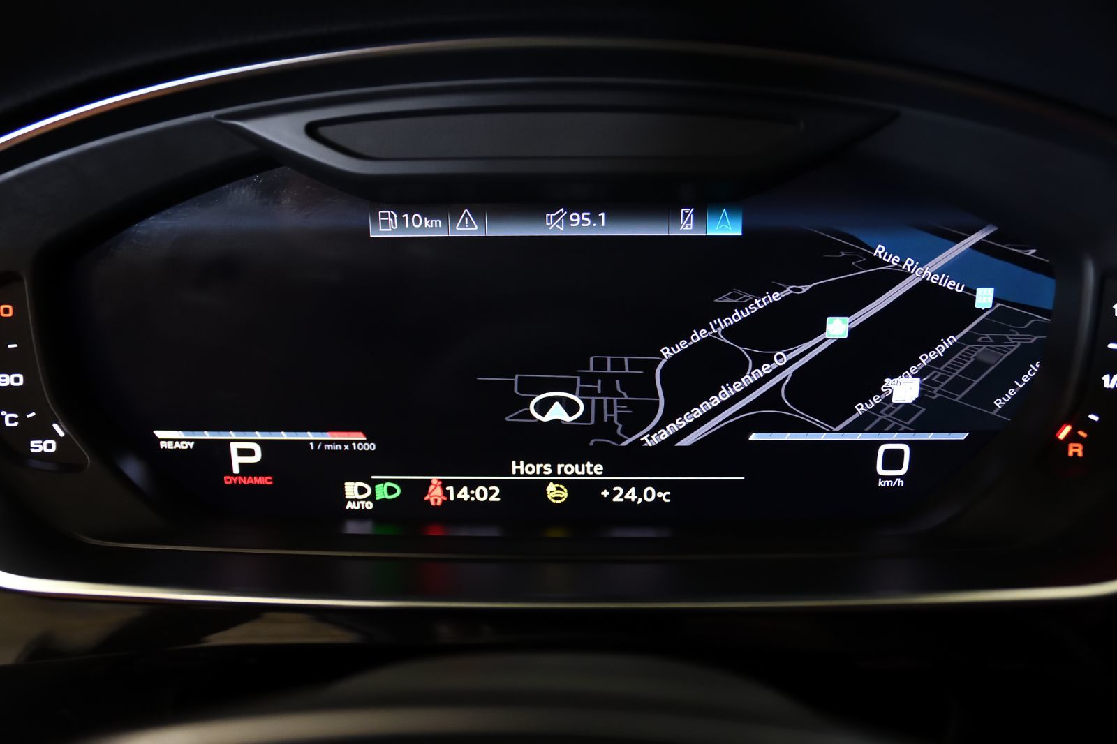 2021 Audi S8 in St-Bruno, Quebec