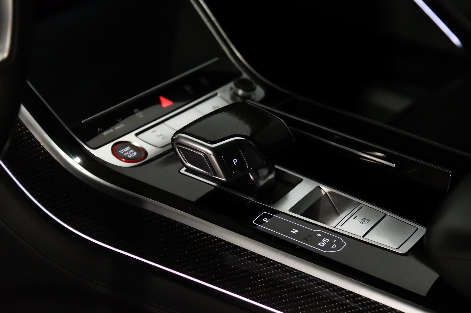 2021 Audi S8 in St-Bruno, Quebec