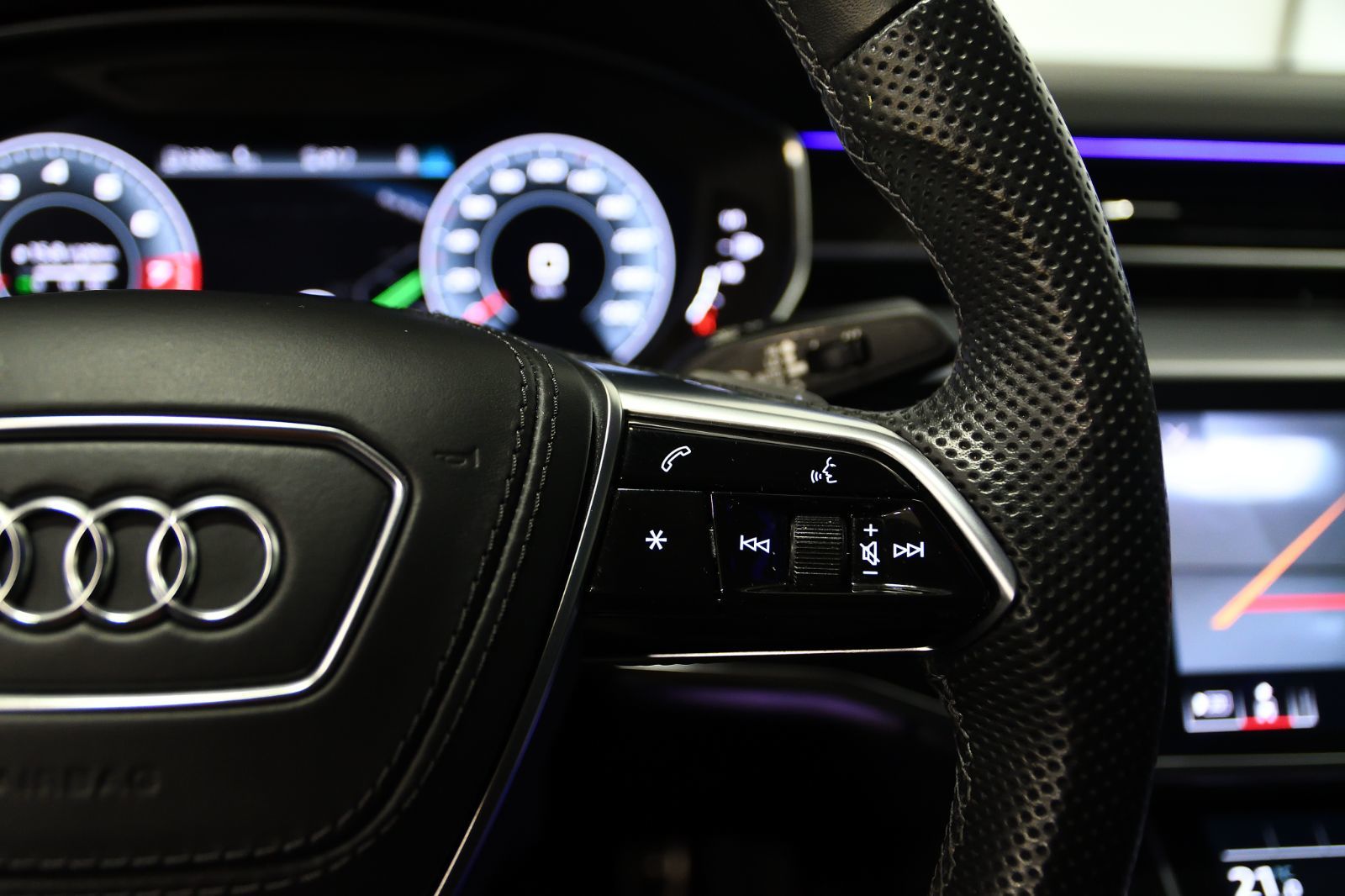 Audi S8  2022 à St-Bruno, Québec