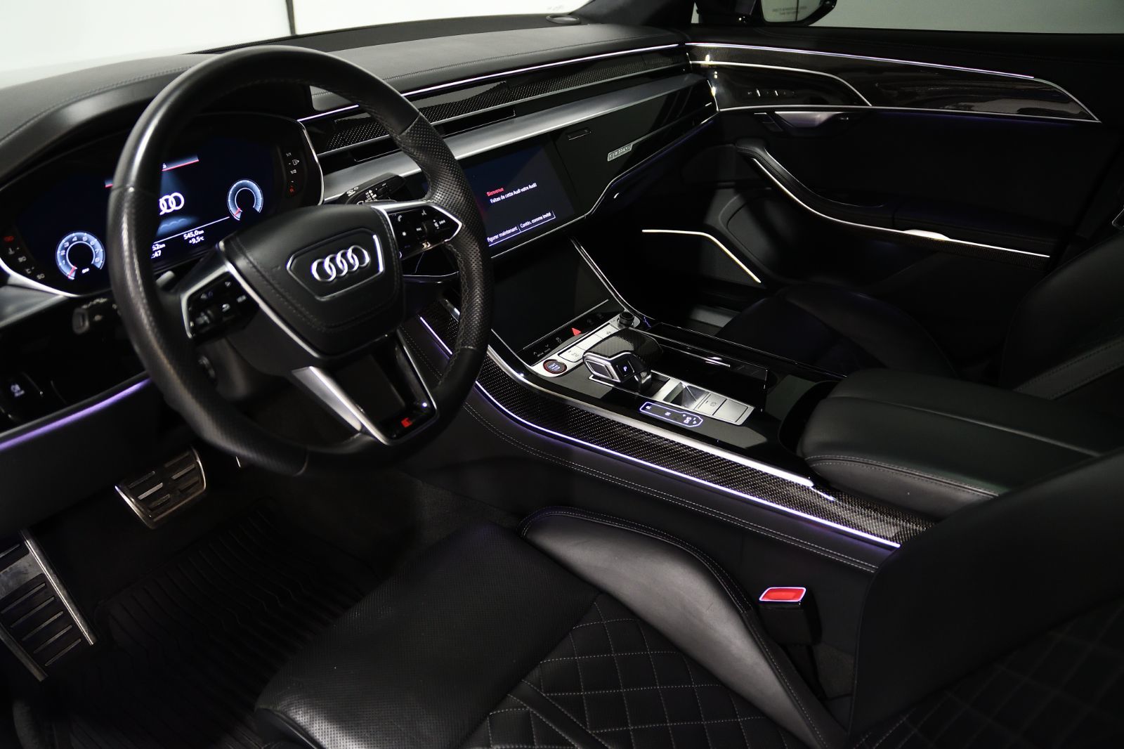 Audi S8  2022 à St-Bruno, Québec