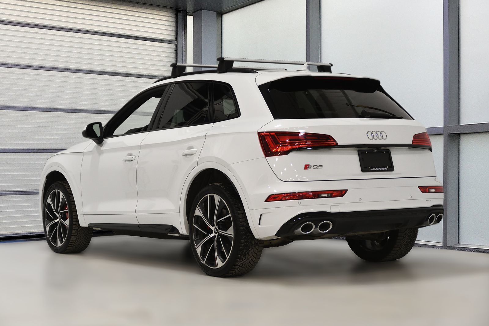 2021 Audi SQ5 in St-Bruno, Quebec
