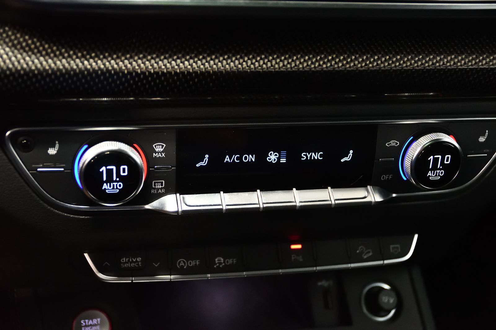 2021 Audi SQ5 in St-Bruno, Quebec