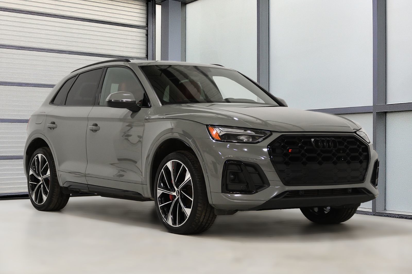 2022 Audi SQ5 in St-Bruno, Quebec