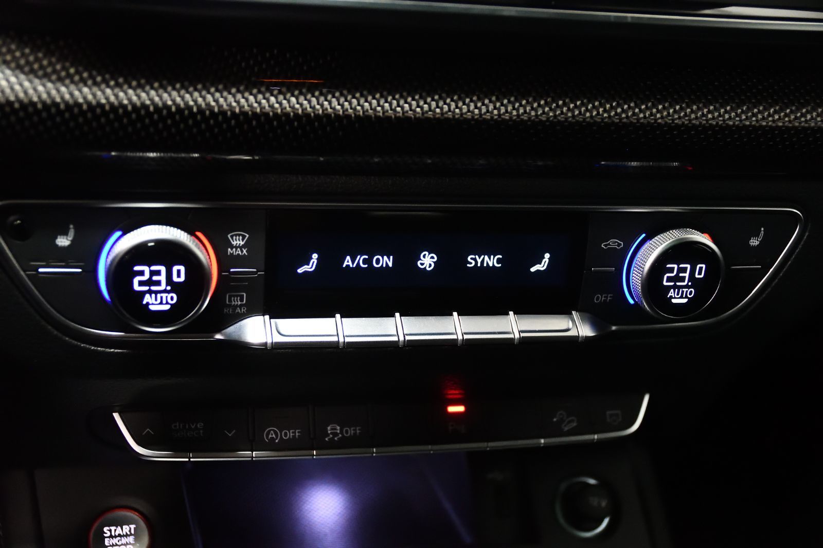 2022 Audi SQ5 in St-Bruno, Quebec