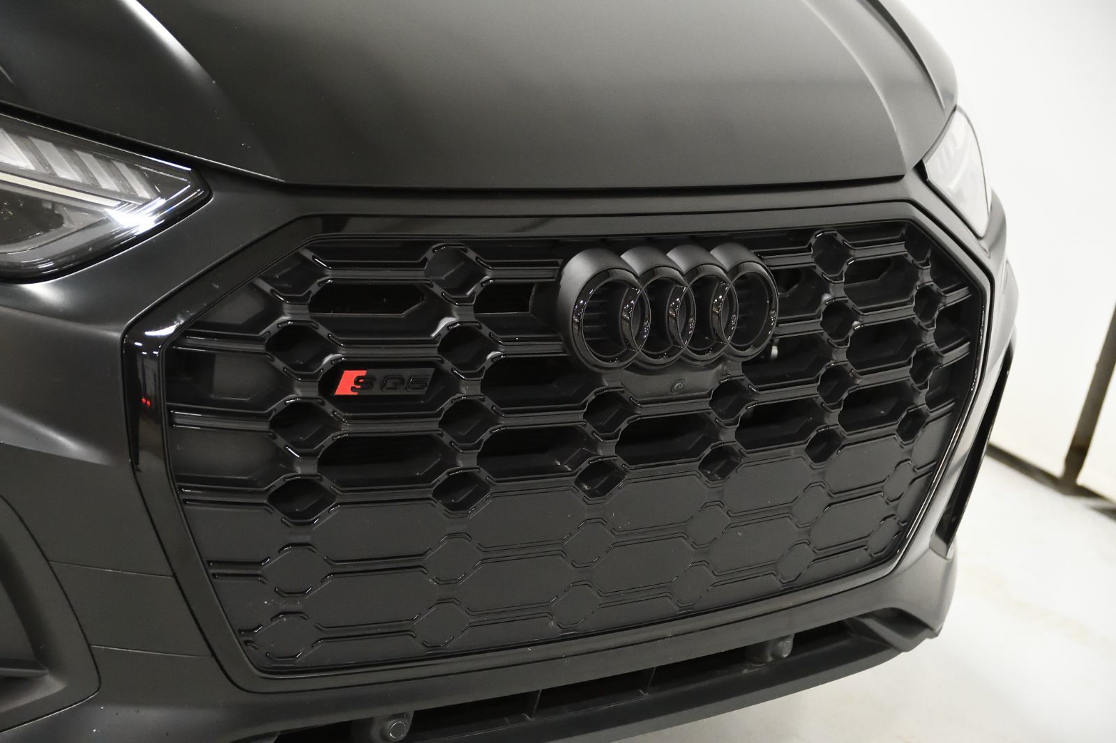 2022 Audi SQ5 in St-Bruno, Quebec