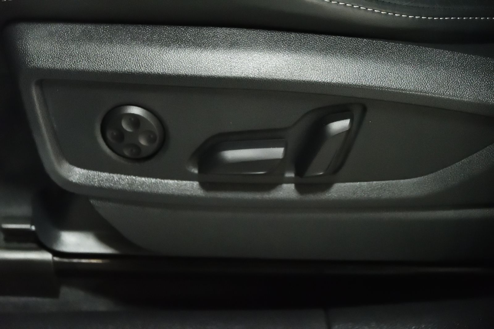 2022 Audi SQ5 in St-Bruno, Quebec