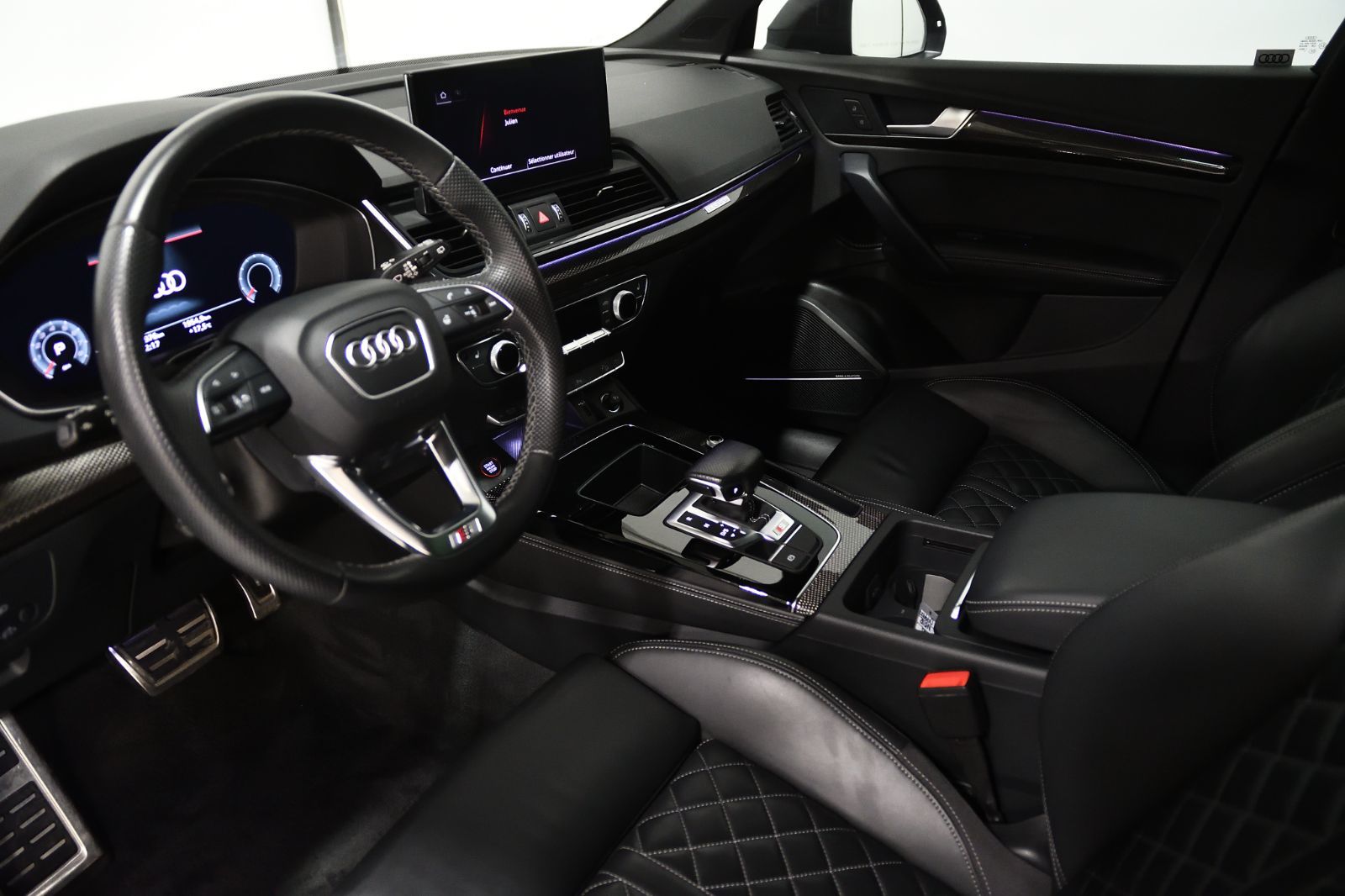 2022 Audi SQ5 in St-Bruno, Quebec