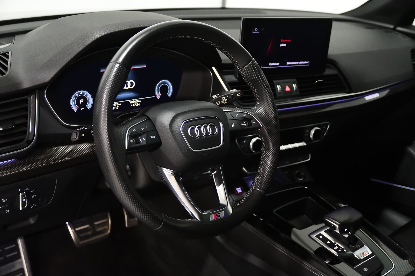 2022 Audi SQ5 in St-Bruno, Quebec