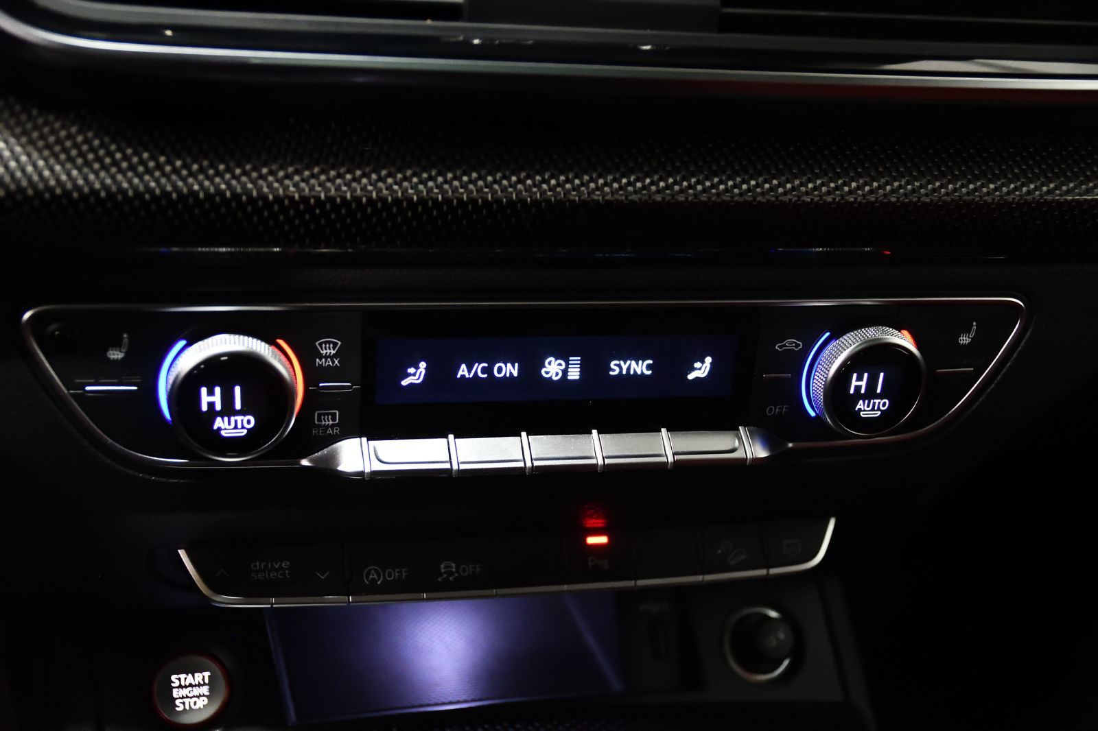 2022 Audi SQ5 in St-Bruno, Quebec