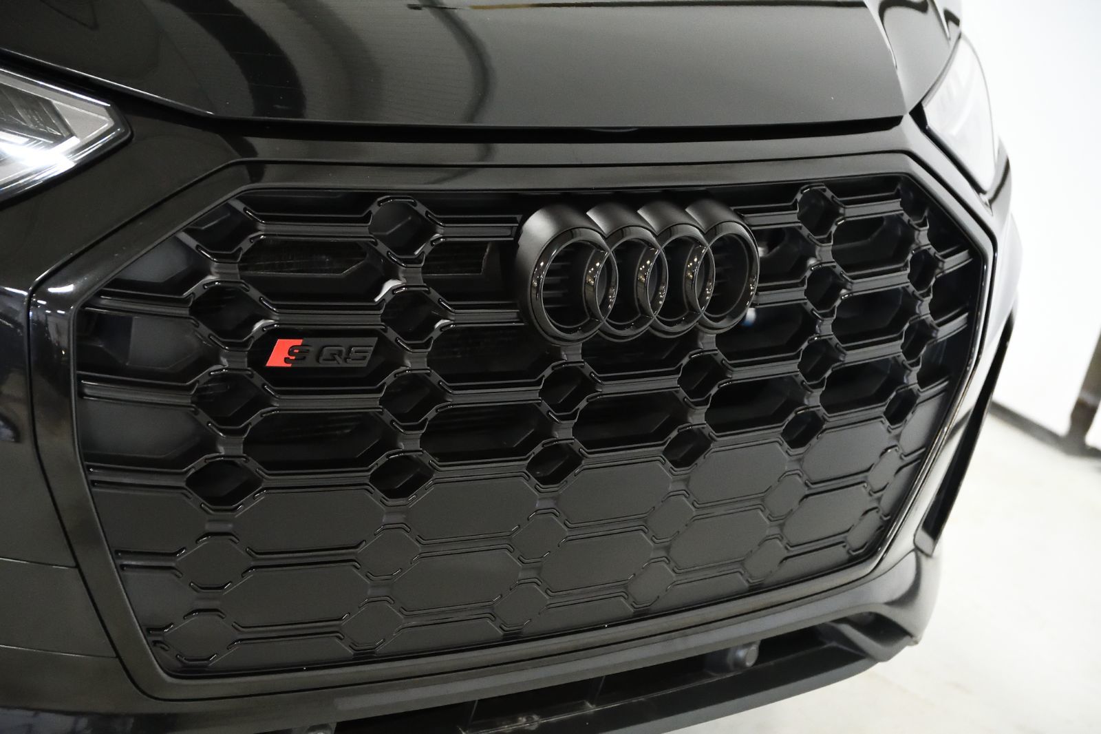 2022 Audi SQ5 in St-Bruno, Quebec