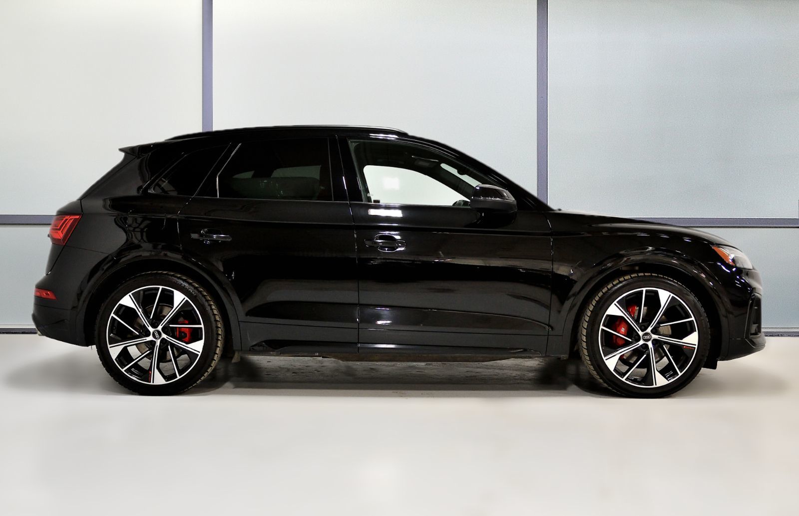 2022 Audi SQ5 in St-Bruno, Quebec