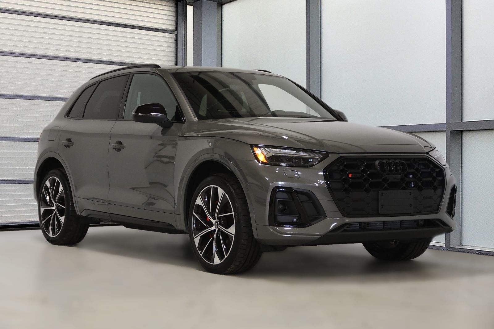 2023 Audi SQ5 in St-Bruno, Quebec