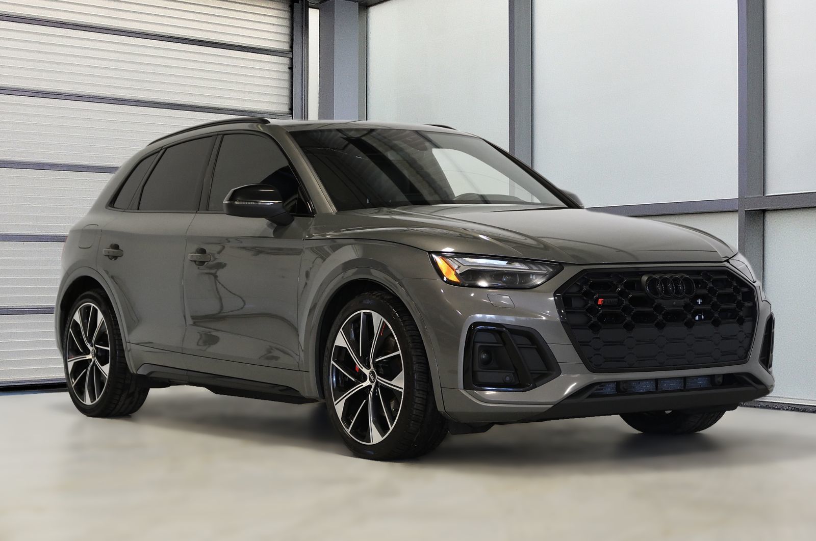 2023 Audi SQ5 in St-Bruno, Quebec