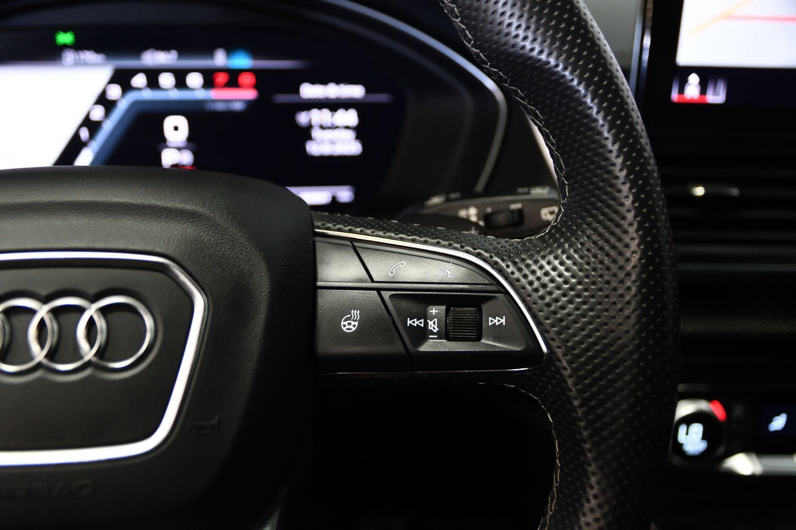 2023 Audi SQ5 in St-Bruno, Quebec