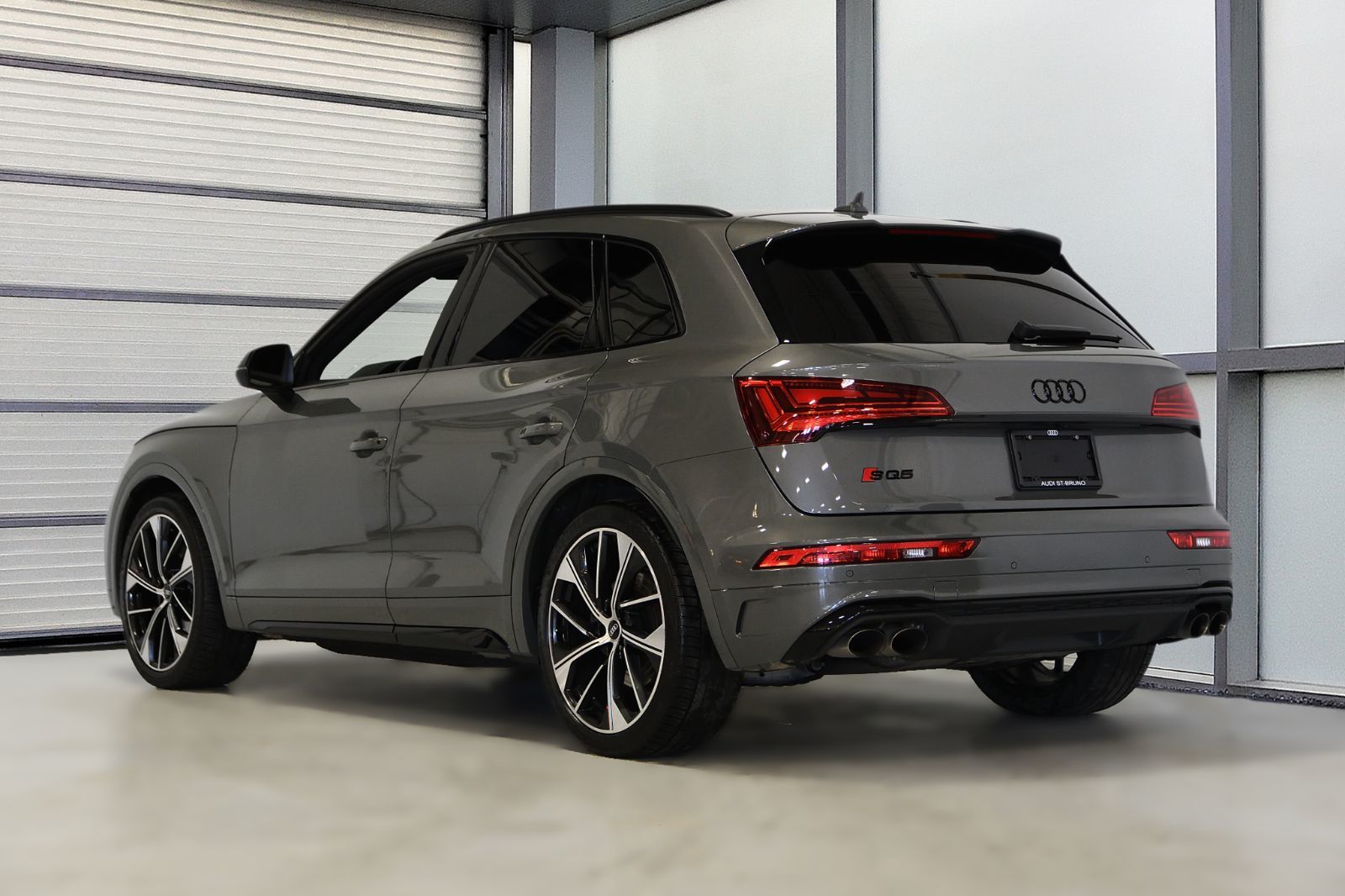 2023 Audi SQ5 in St-Bruno, Quebec