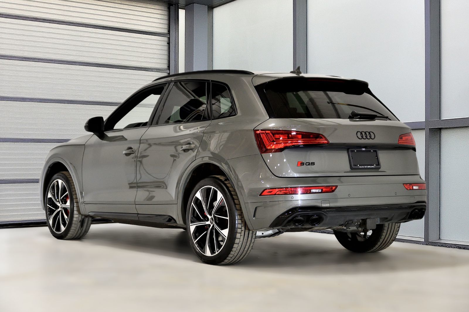 2023 Audi SQ5 in St-Bruno, Quebec