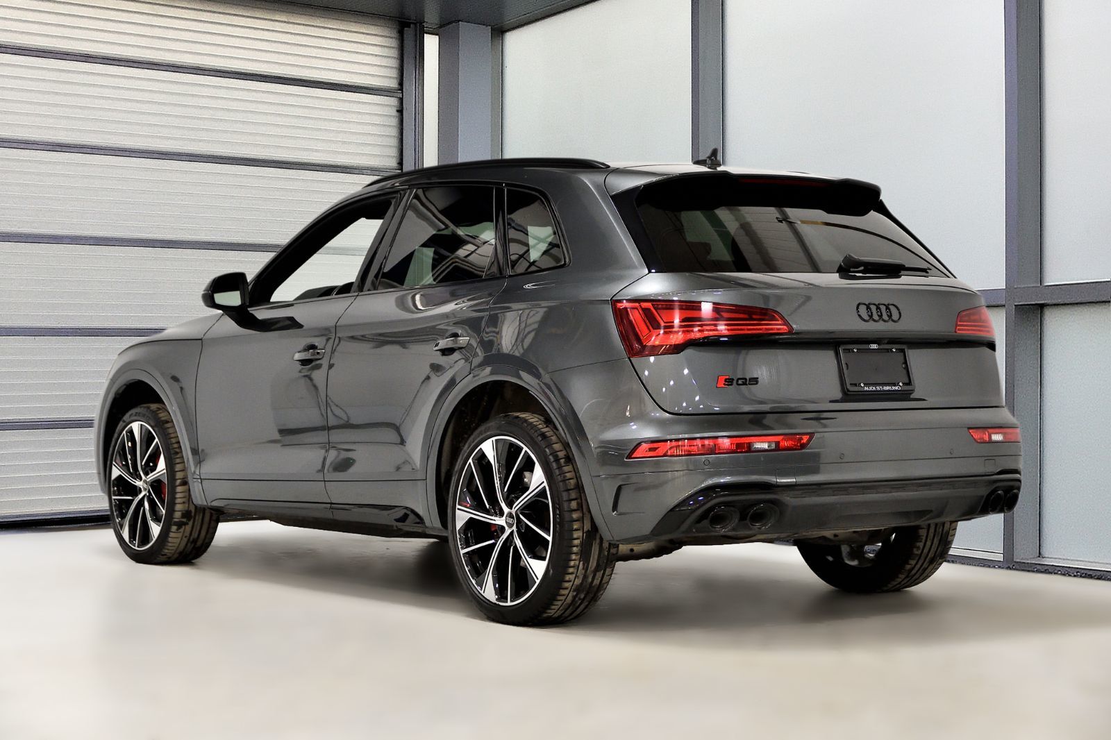 2023 Audi SQ5 in St-Bruno, Quebec