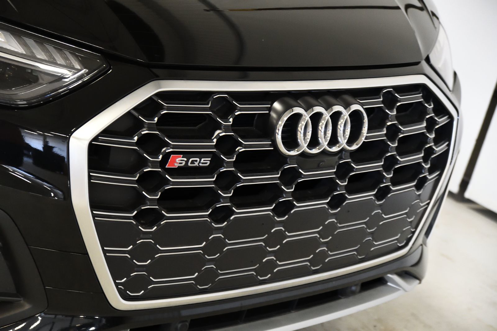 2023 Audi SQ5 in St-Bruno, Quebec