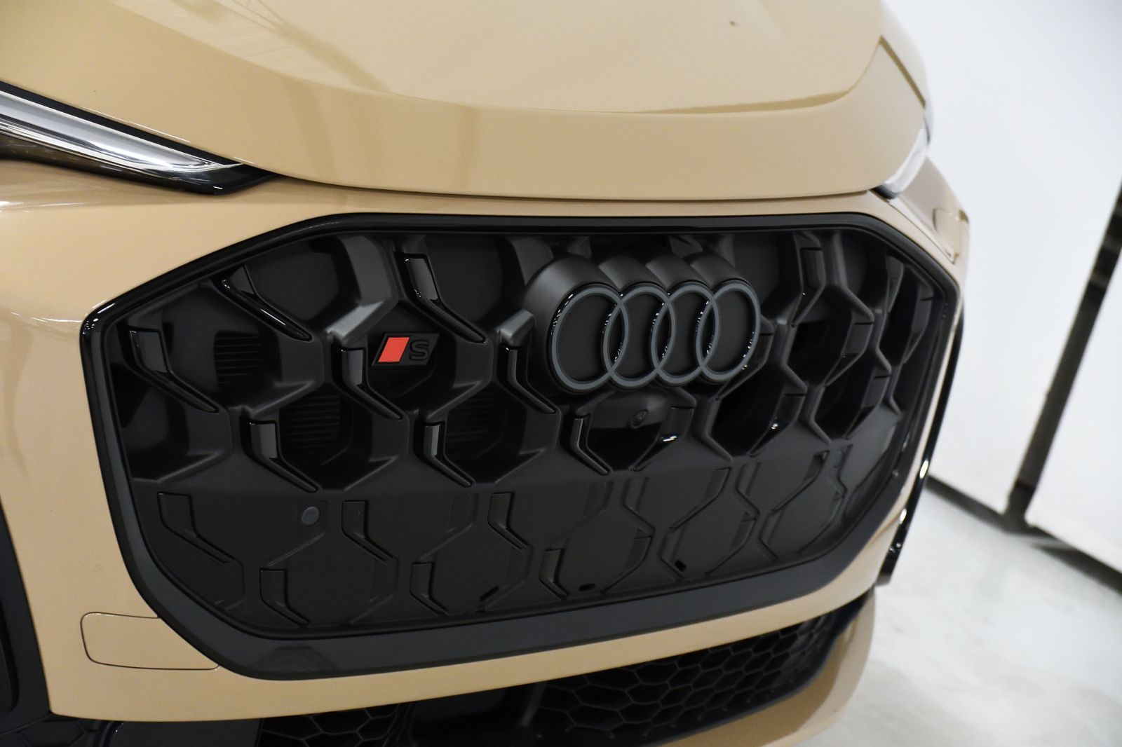 2025 Audi SQ5 in St-Bruno, Quebec
