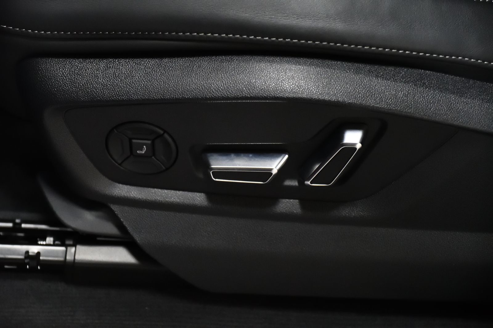 2025 Audi SQ7 in St-Bruno, Quebec