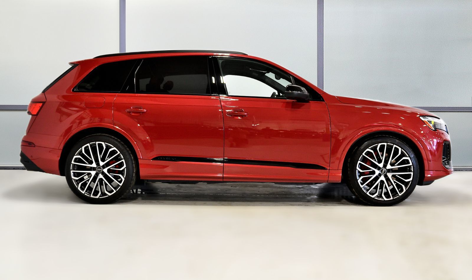 2025 Audi SQ7 in St-Bruno, Quebec