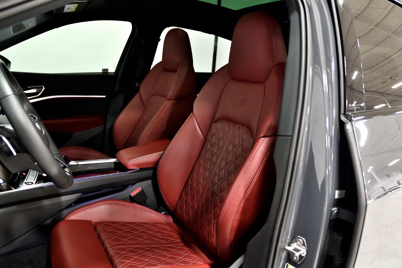 Audi SQ8 e-tron Sportback  2024 à St-Bruno, Québec