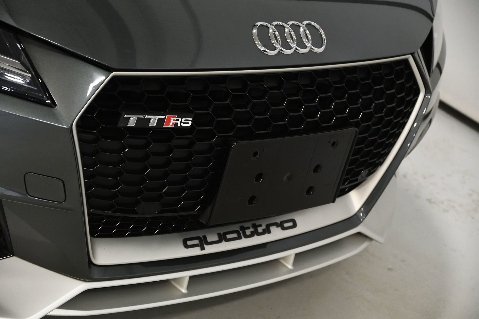 Audi TT RS Coupe  2018 à St-Bruno, Québec