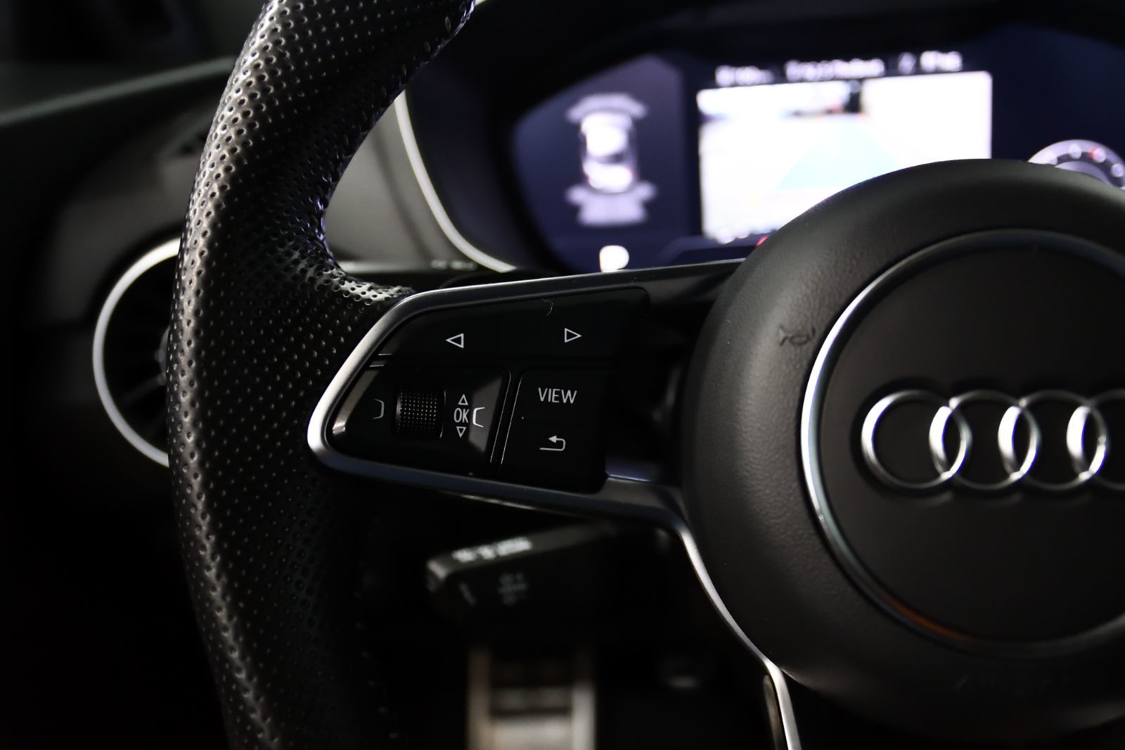 2016 Audi TT in St-Bruno, Quebec