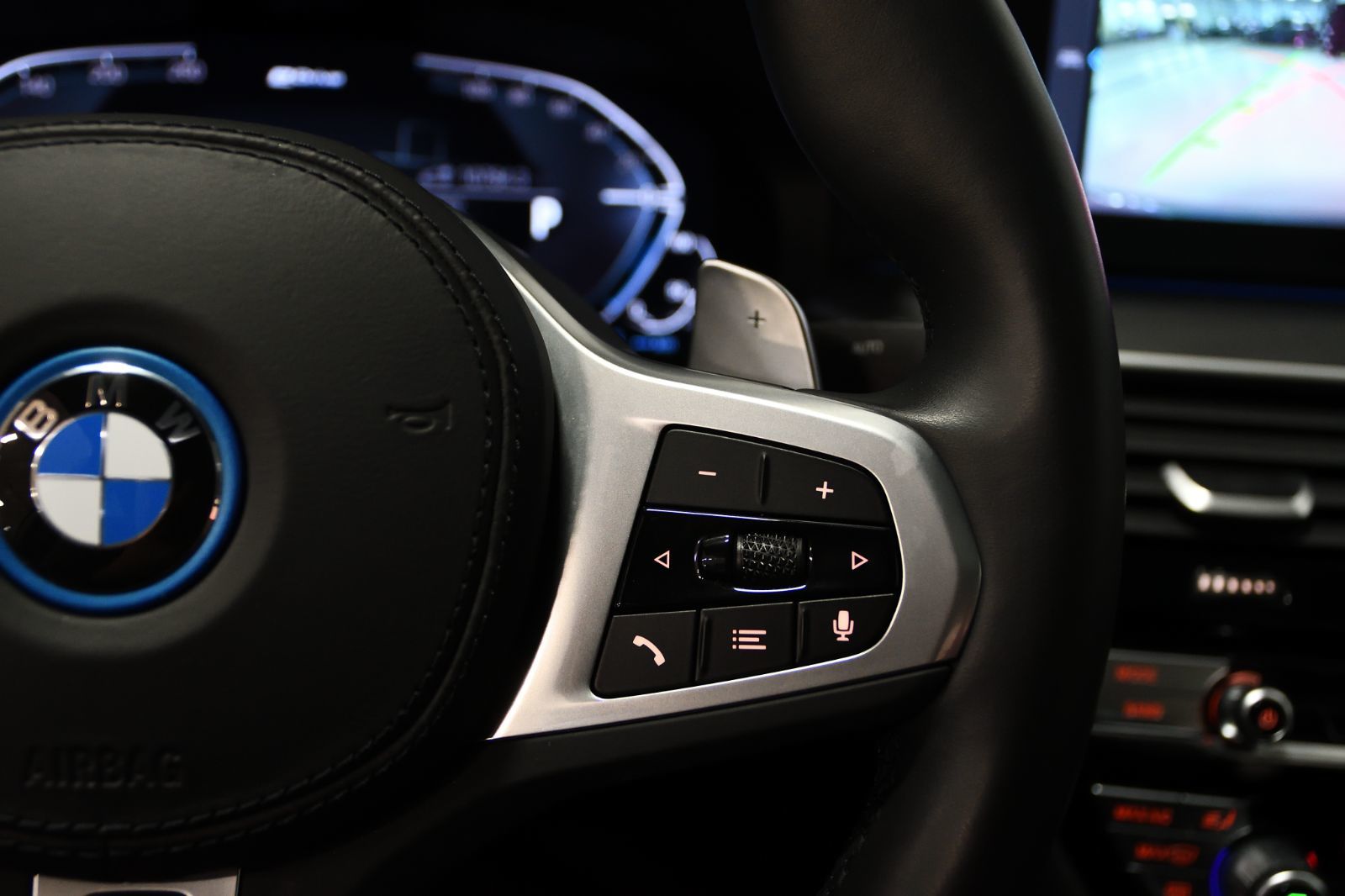 2023 BMW 5 Series in St-Bruno, Quebec