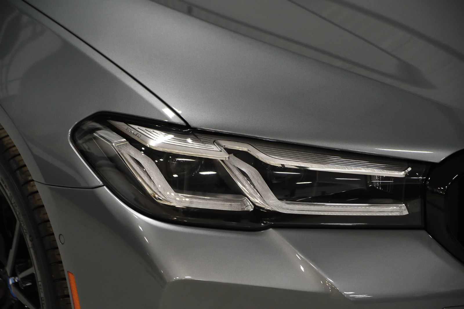 2023 BMW 5 Series in St-Bruno, Quebec