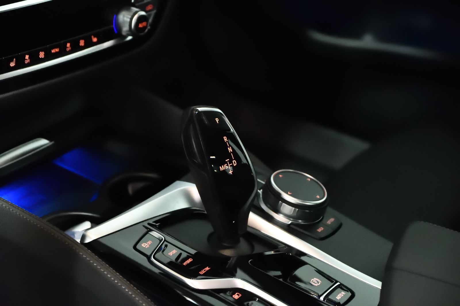 2023 BMW 5 Series in St-Bruno, Quebec