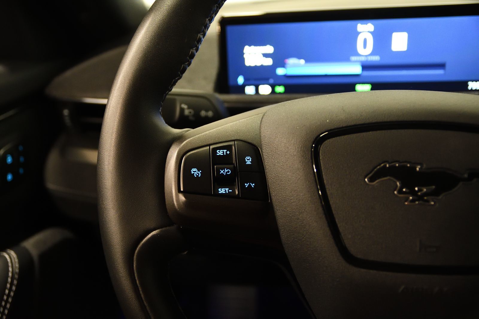 Ford Mustang Mach-E  2022 à St-Bruno, Québec