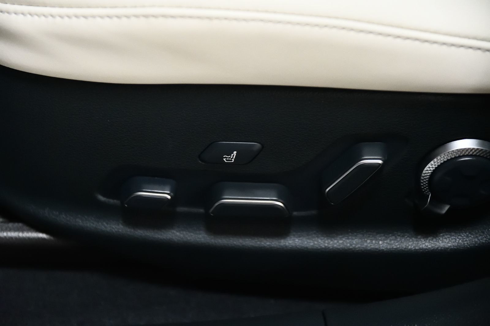 2023 GENESIS Electrified G80 in St-Bruno, Quebec