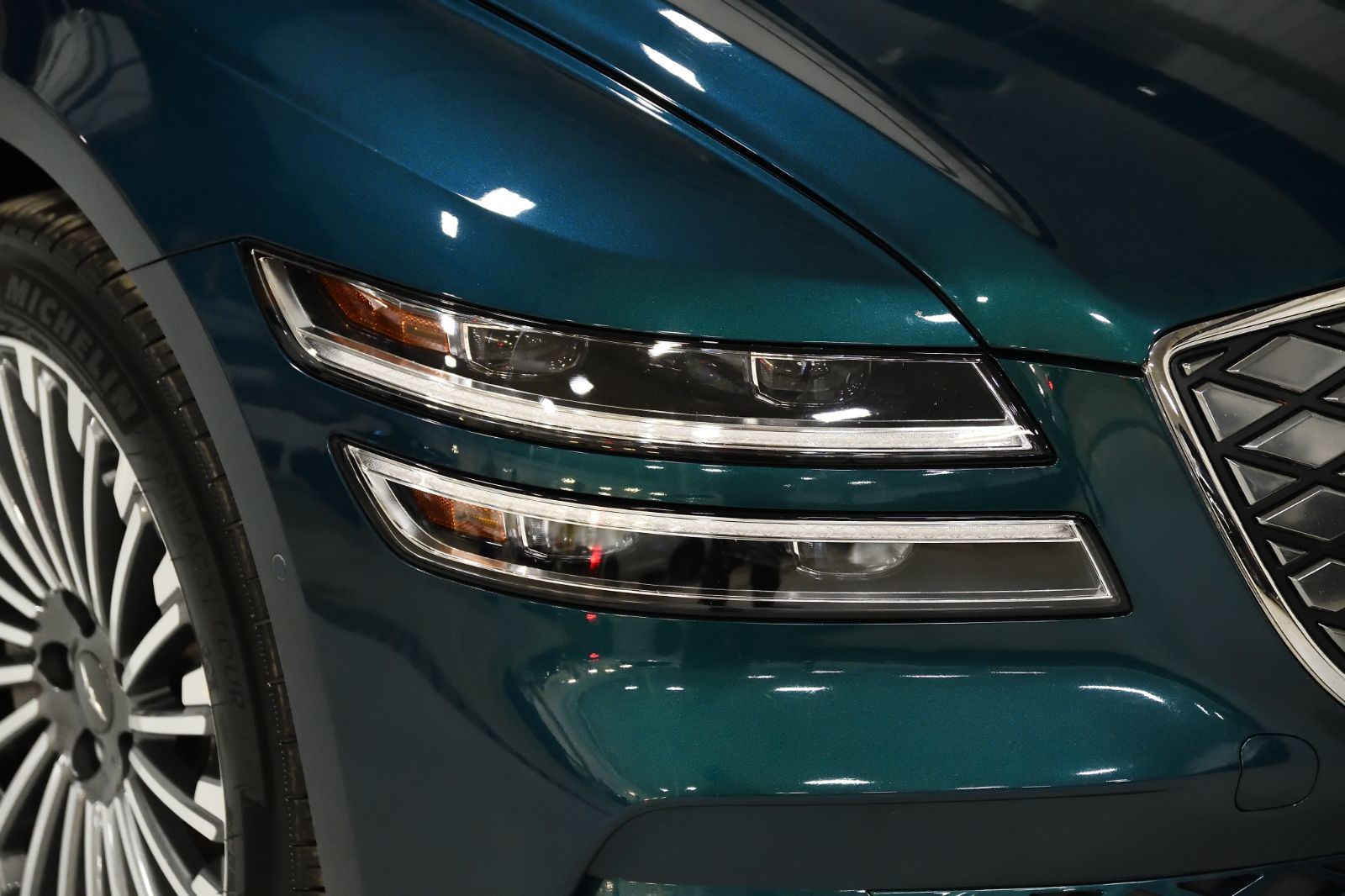 2023 GENESIS Electrified G80 in St-Bruno, Quebec