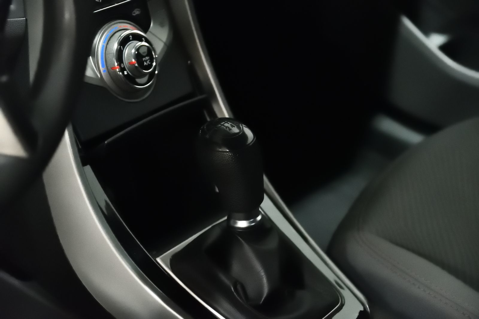 2013 Hyundai Elantra in St-Bruno, Quebec