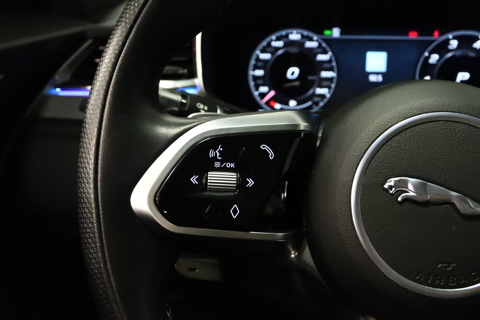 Jaguar F-PACE  2022 à St-Bruno, Québec