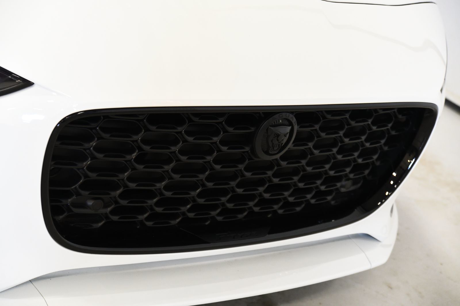 Jaguar F-TYPE  2024 à St-Bruno, Québec
