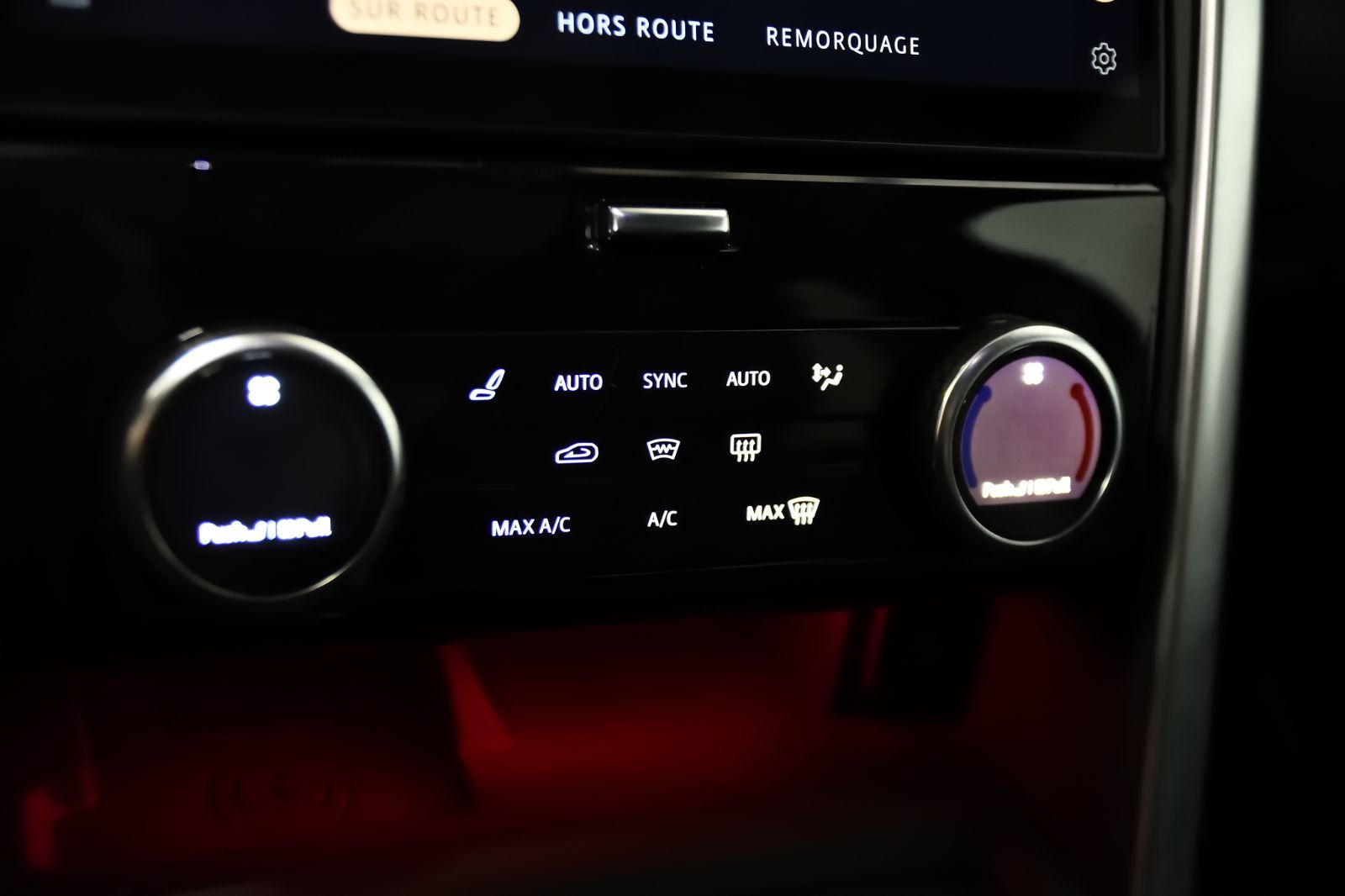 2023 Land Rover Discovery in St-Bruno, Quebec