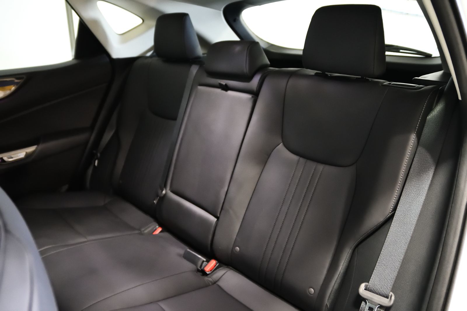 2022 Lexus NX in St-Bruno, Quebec