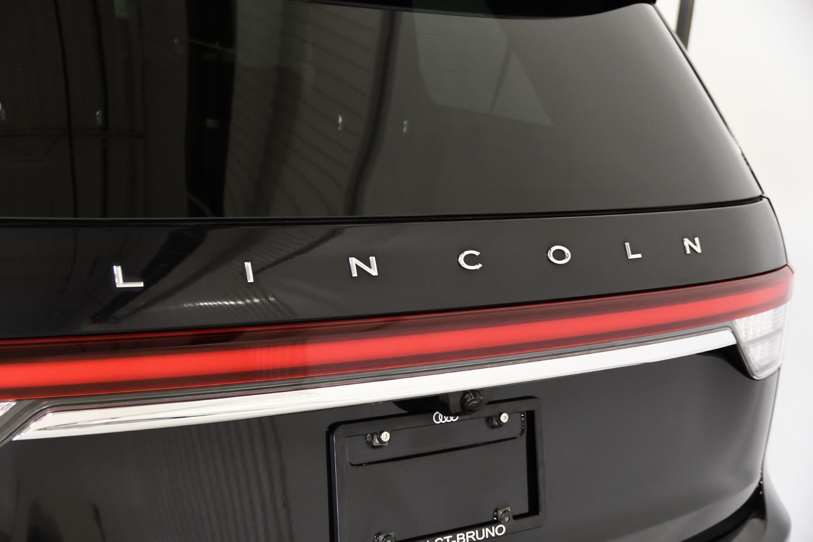 2021 Lincoln Aviator in St-Bruno, Quebec