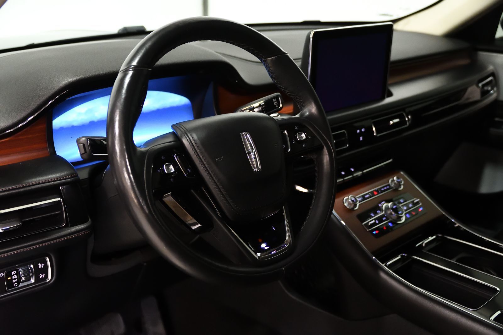 2021 Lincoln Aviator in St-Bruno, Quebec