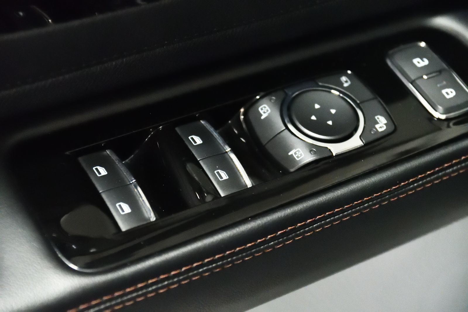2021 Lincoln Aviator in St-Bruno, Quebec