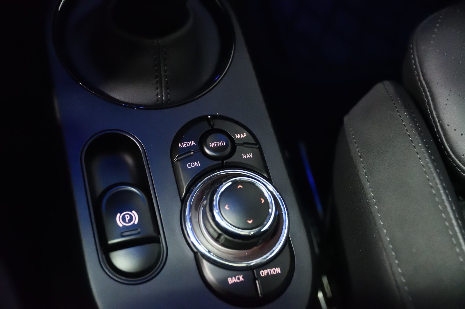 MINI 3 Door  2024 à St-Bruno, Québec