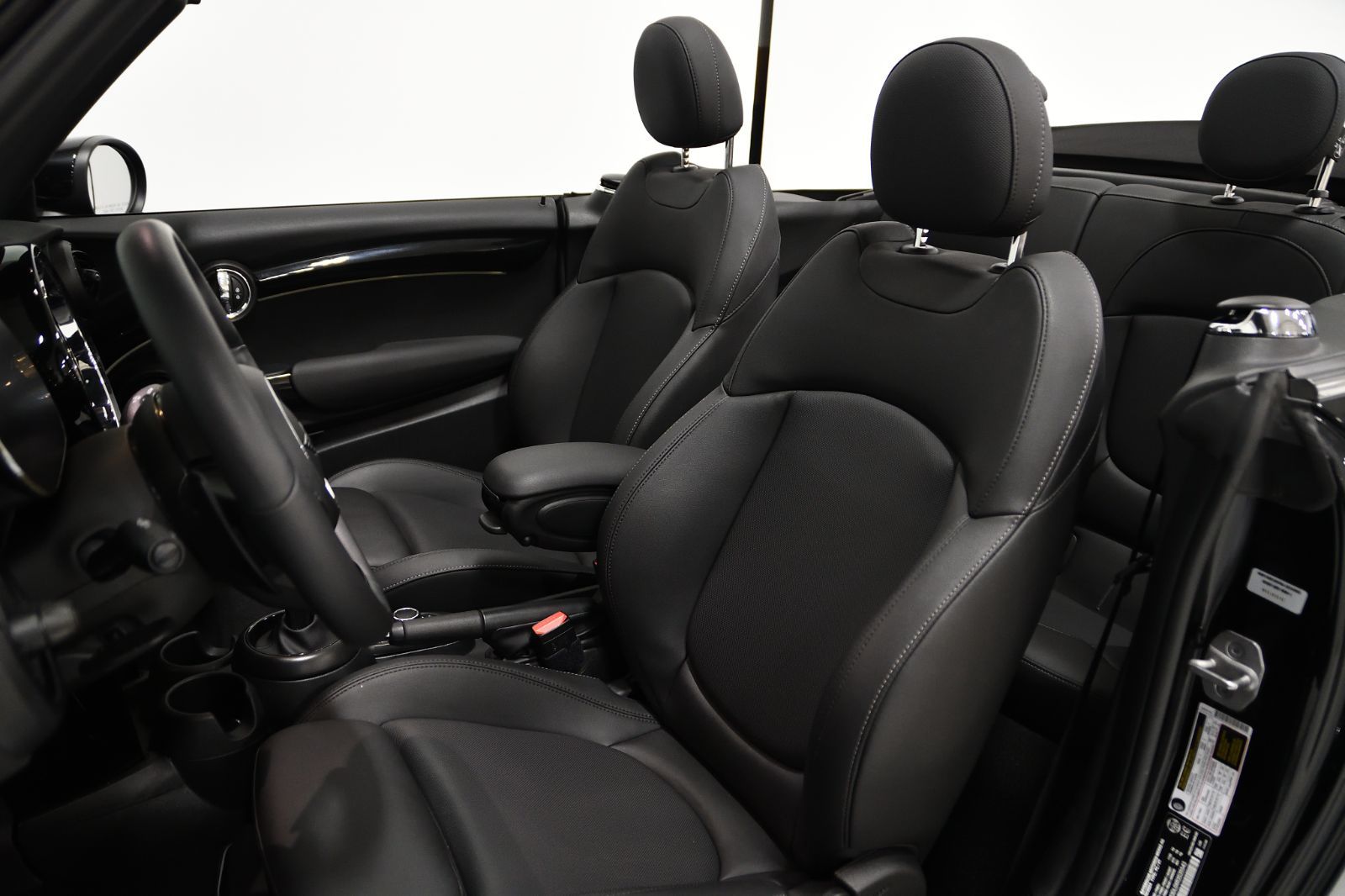 2024 MINI Convertible in St-Bruno, Quebec