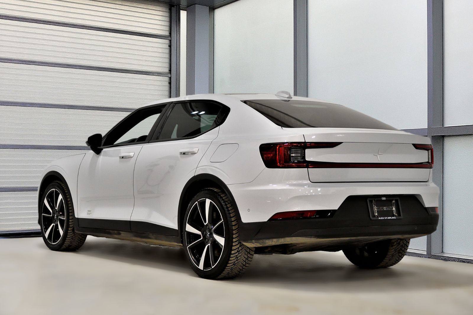 2022 Polestar 2 in St-Bruno, Quebec