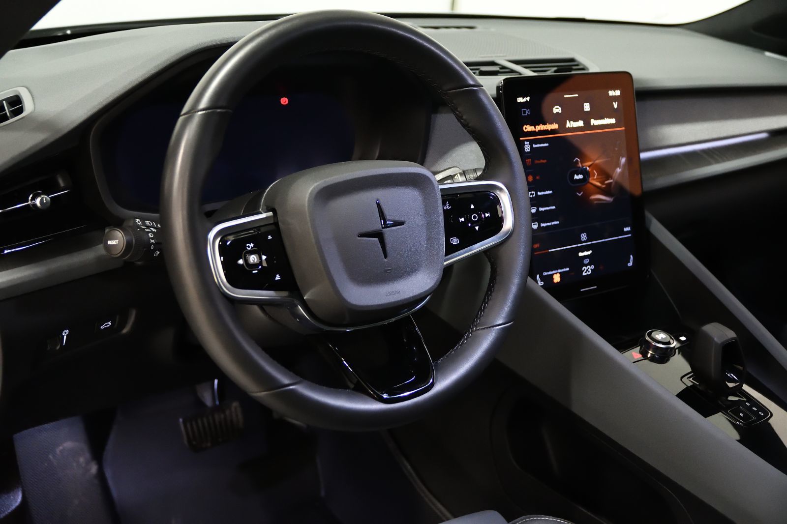 2022 Polestar 2 in St-Bruno, Quebec