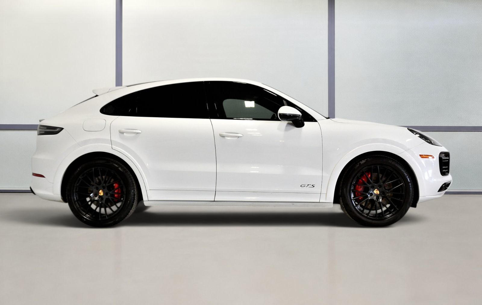 Porsche Cayenne Coupe  2022 à St-Bruno, Québec